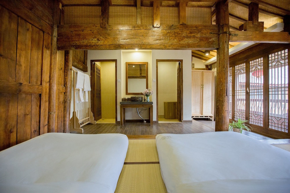 Tatami Twin Room photo 3
