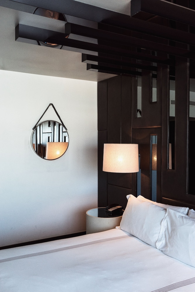 Superior Room, 1 Queen Bed, Accessible