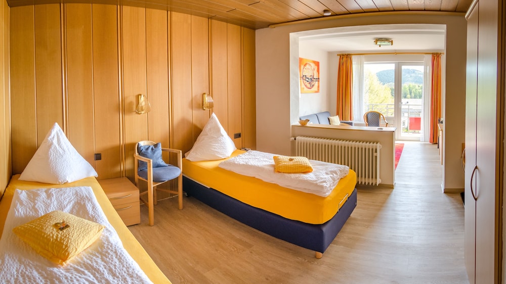 Deluxe Double Room, Balcony photo 1