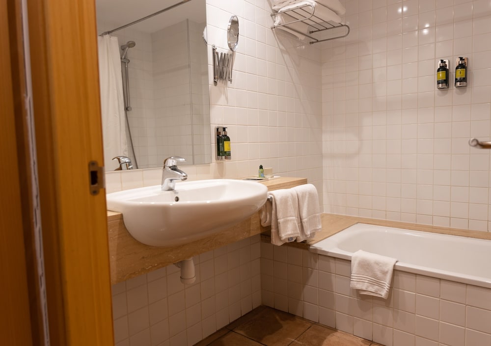 Family Room, Balcony, Pool View (2 persons), photo 6