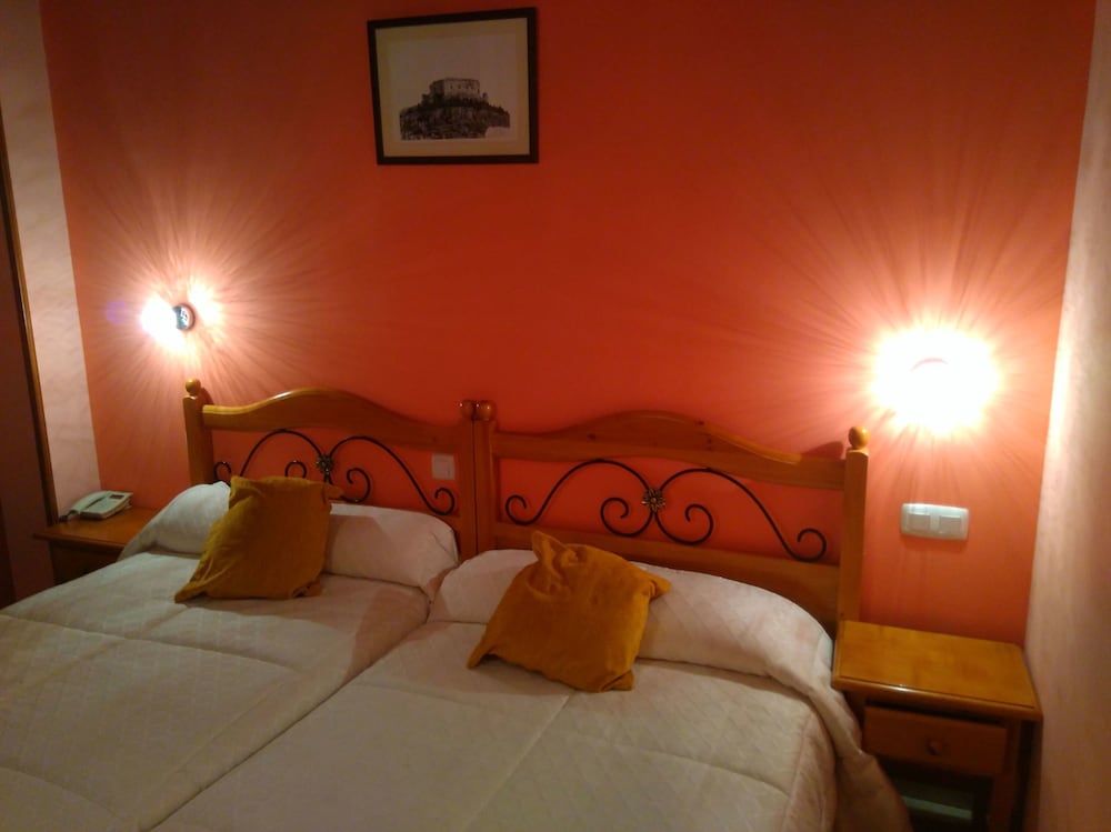 Standard Double Room photo 2