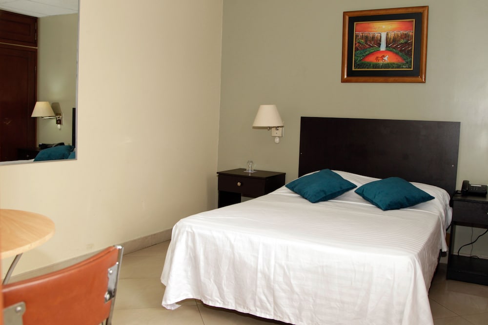 Standard Room photo 3