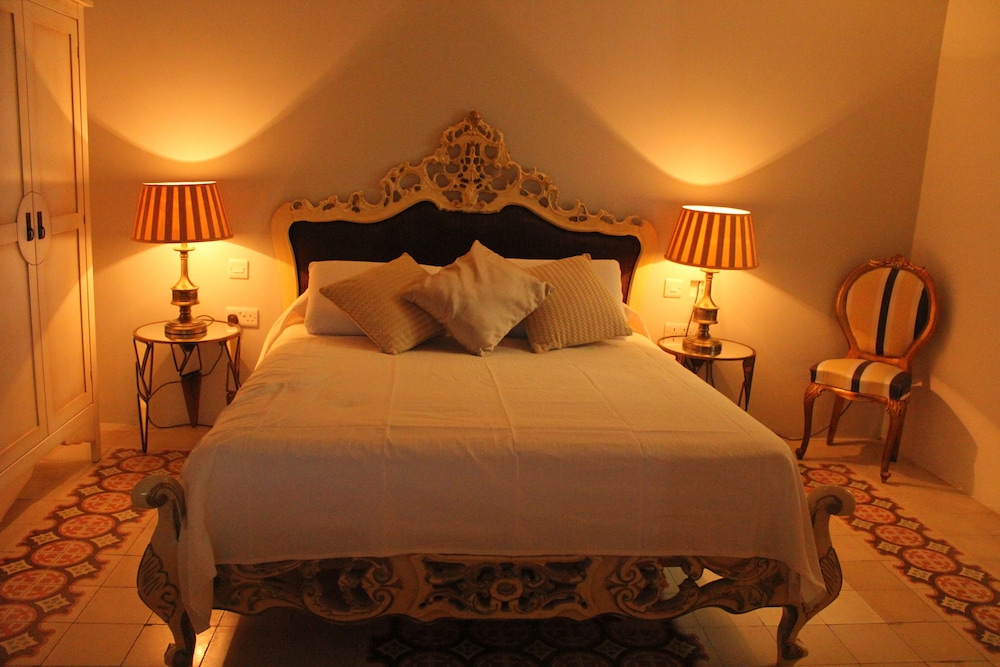 Executive Suite, Terrace, City View