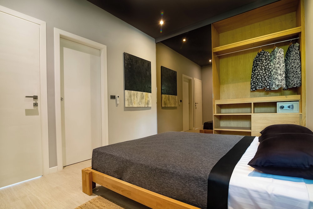 Design Villa photo 2