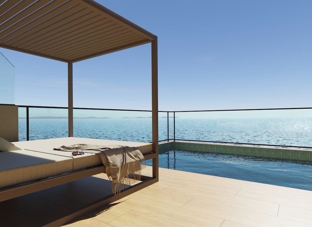 Excellence Club Two-Story Rooftop Terrace Suite W/ Private Pool photo 2