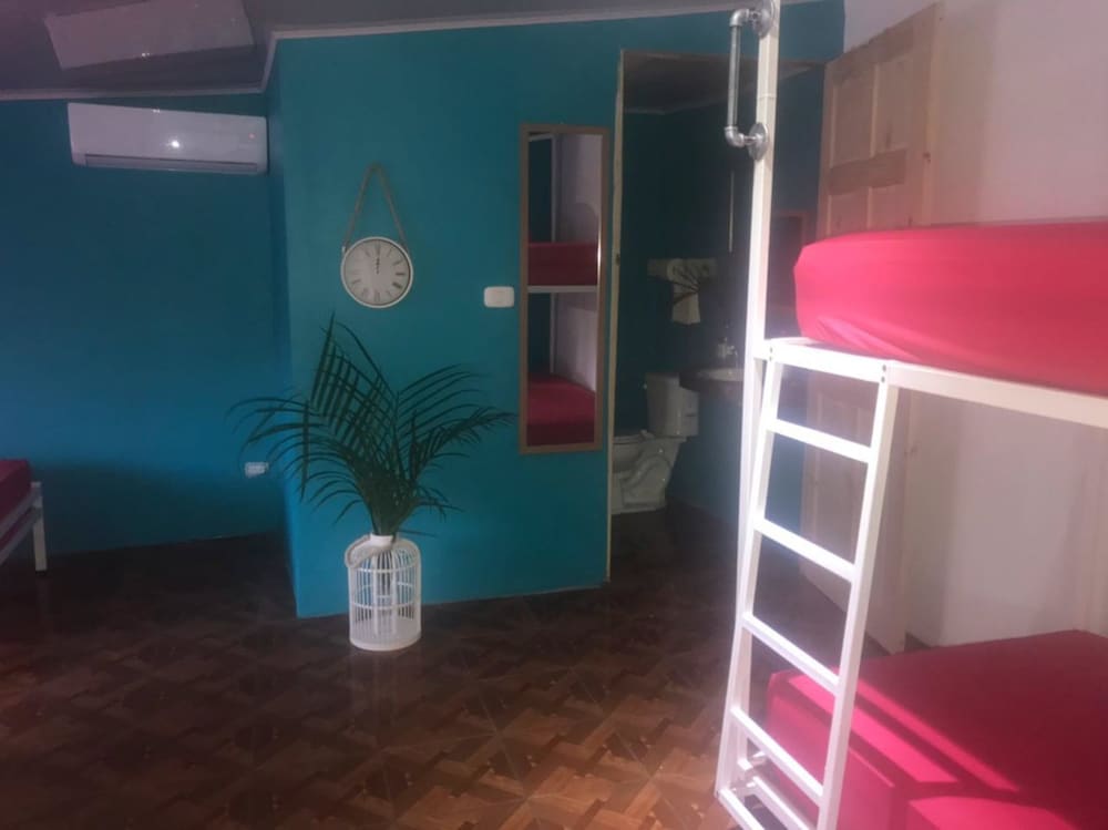 Family Room, Multiple Beds, Private Bathroom