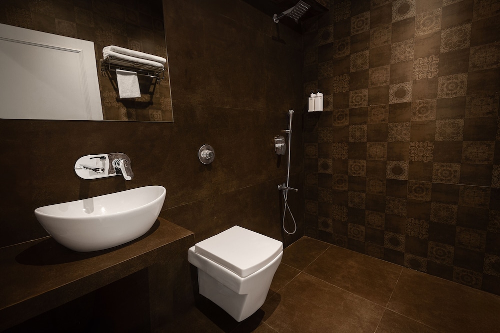 Classic Double or Twin Room - Photo 4