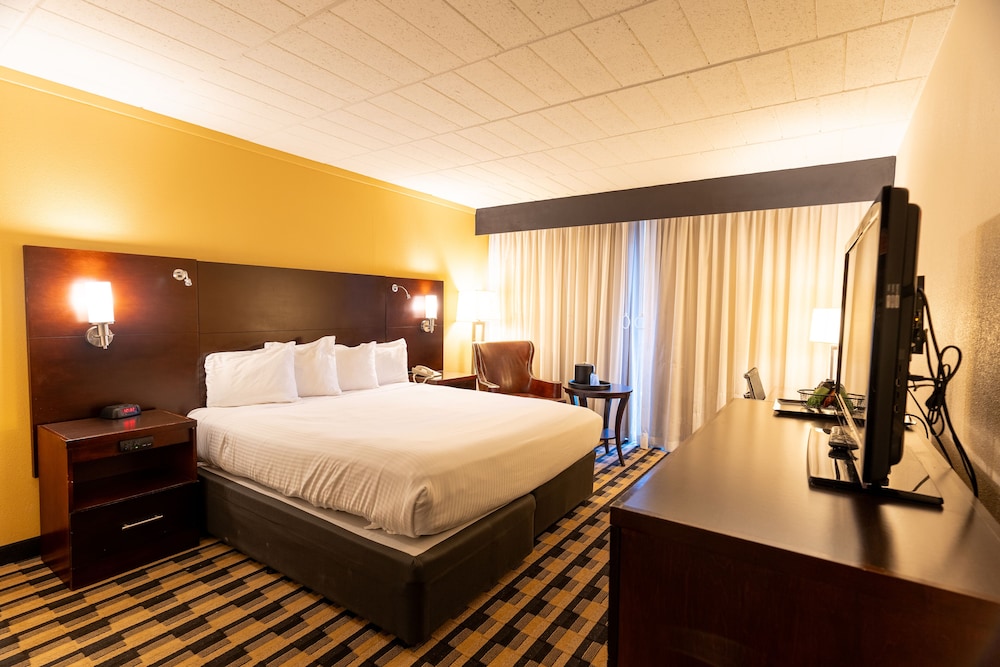 Classic Room, 1 King Bed - Photo 2