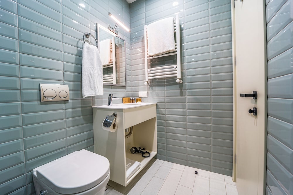 Standard Twin Room - Photo 3