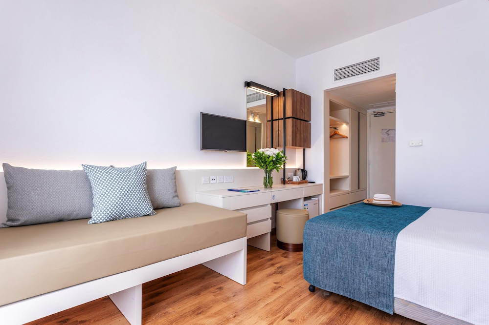 Four-bedded Room - Photo 11