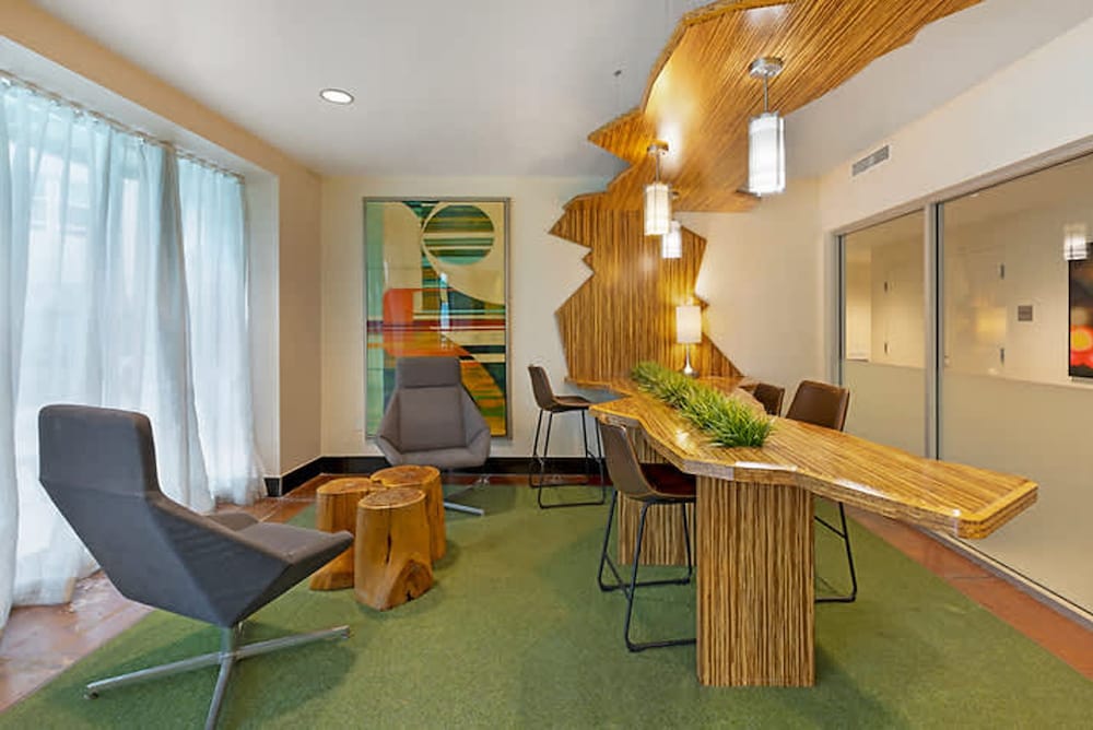 Stylish Getaway W Pool GYM Parking 10 Min to Cedar, Billede 17