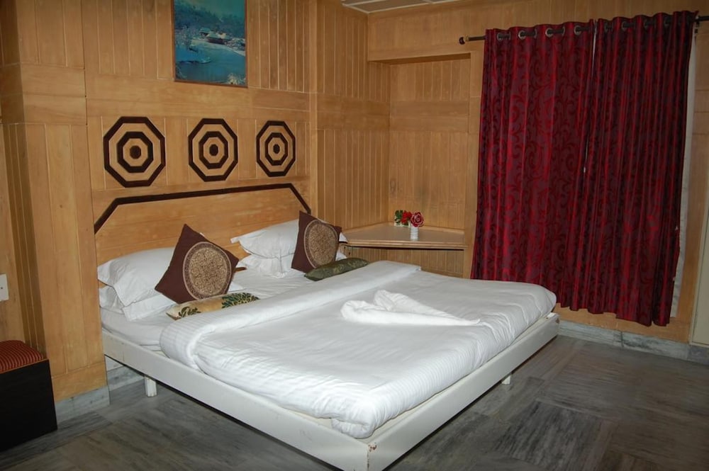 Deluxe Double Room - Photo 5