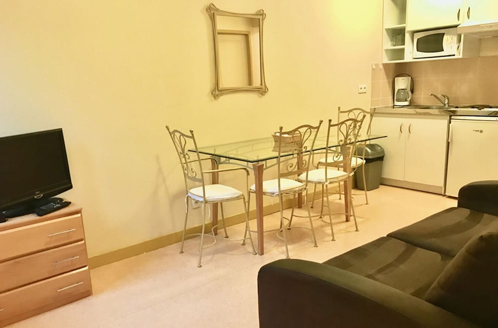 Standard Apartment, 2 Bedrooms (Le Par) photo 3