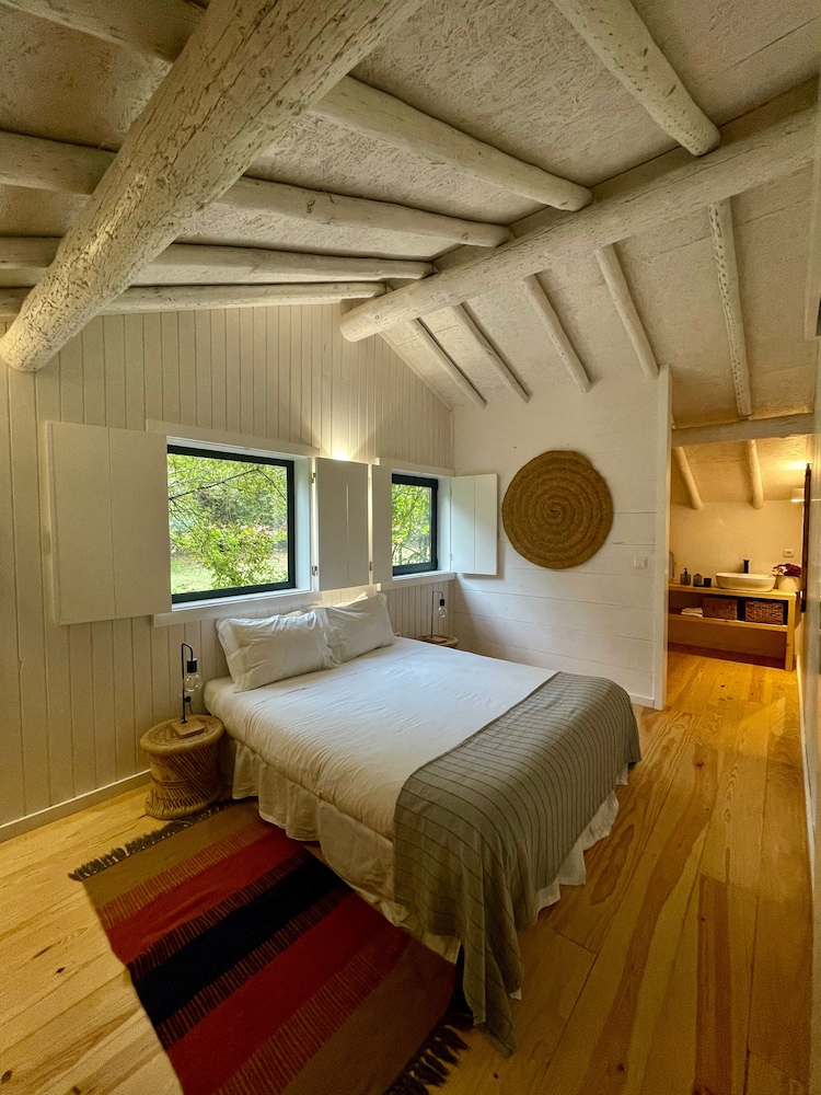 Comfort Cottage, 2 Bedrooms, Garden View photo 1