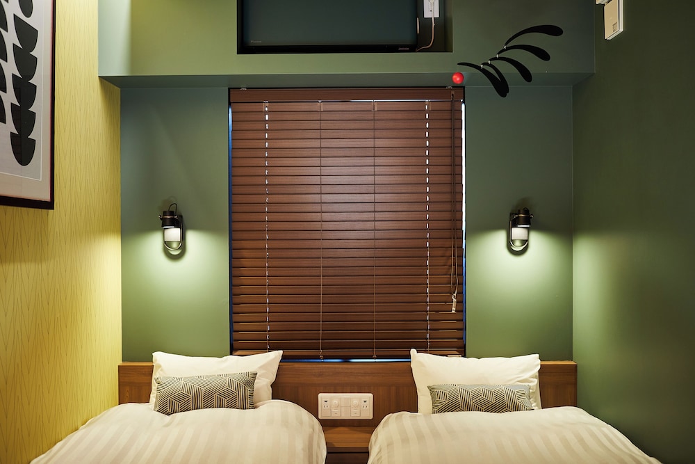 Basic Twin Room