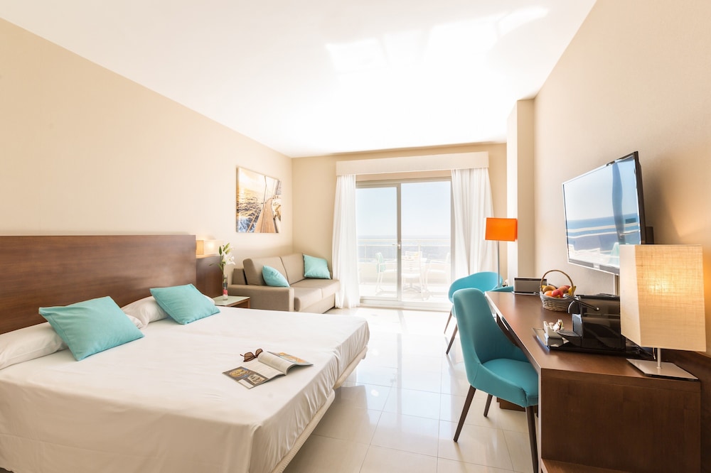 Habitación Cuádruple, Terraza Amplia, Vista al Mar