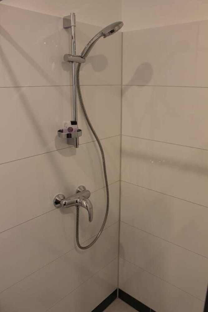 Double Room - Photo 12