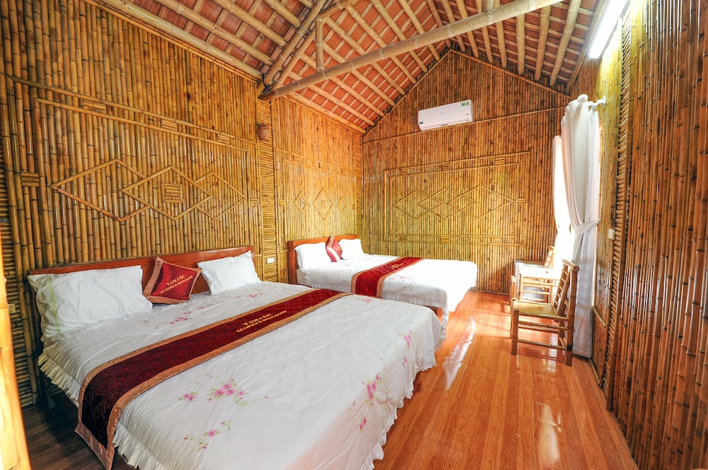Romantic Bungalow, 2 Bedrooms photo 3