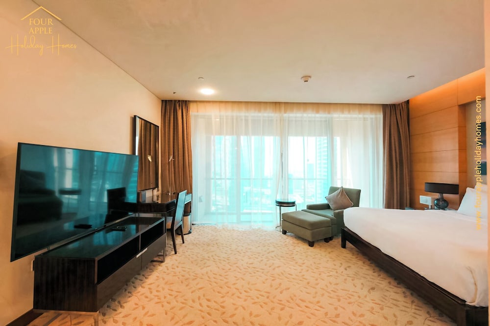 Luxury Studio Suite, Balcony, City View photo 2