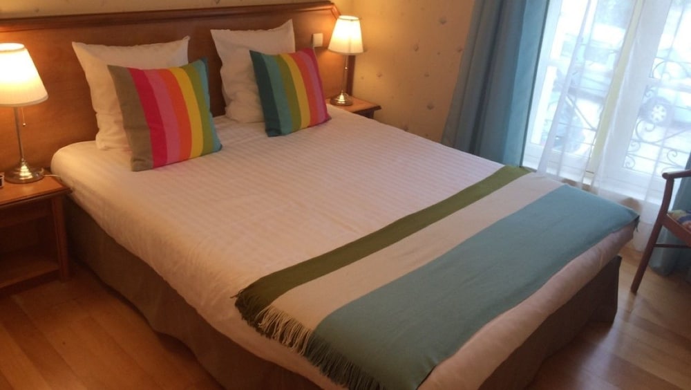 Standard Apartment, 1 King Bed, Kitchenette, City View (with Sofabed) photo 1