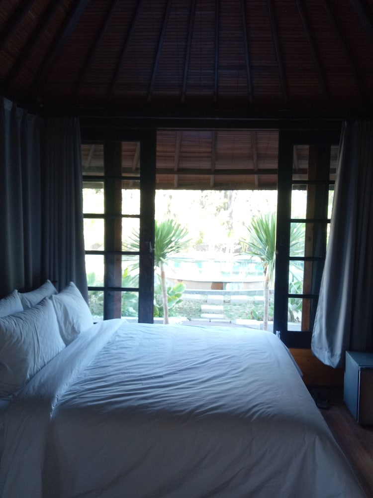 Honeymoon Single Room, 1 Bedroom, Courtyard View, Poolside photo 2