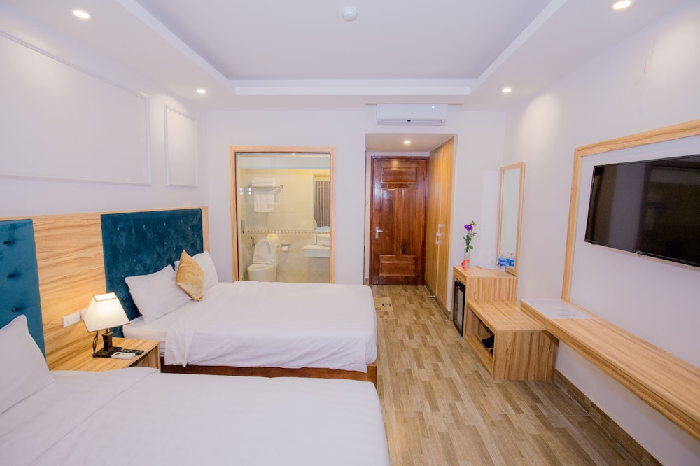 Superior Double Room, City View photo 1