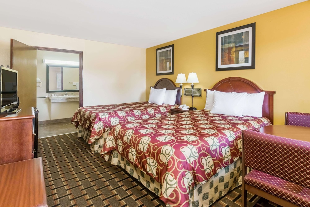 Double Room, 2 Double Beds - Photo 1