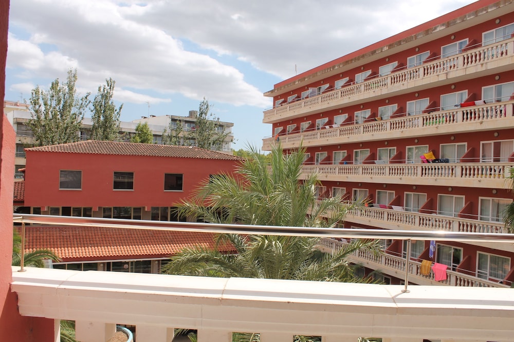 Double Room, Balcony, Garden View (2 adults) photo 2