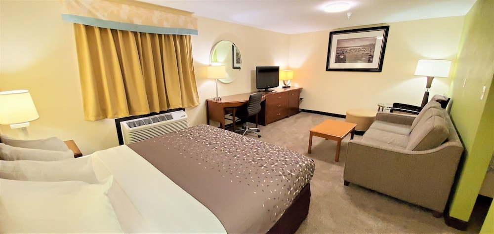 Suite, 1 King Bed with Sofa bed, Non Smoking photo 2