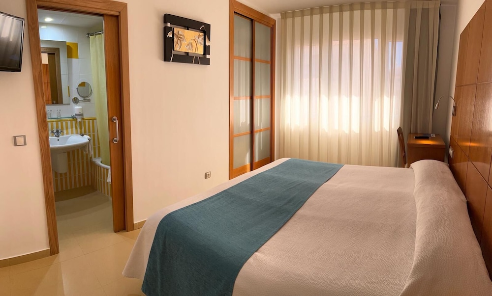 Habitación Doble Clásica o Twin, Vista a la Ciudad