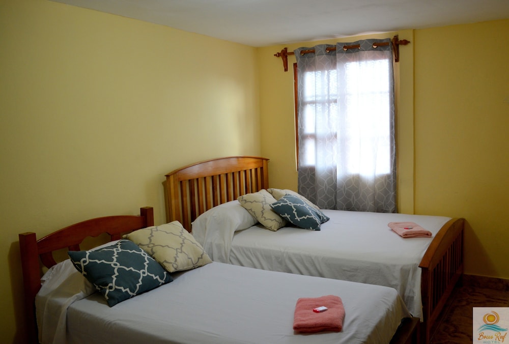 Classic Quadruple Room, Private Bathroom