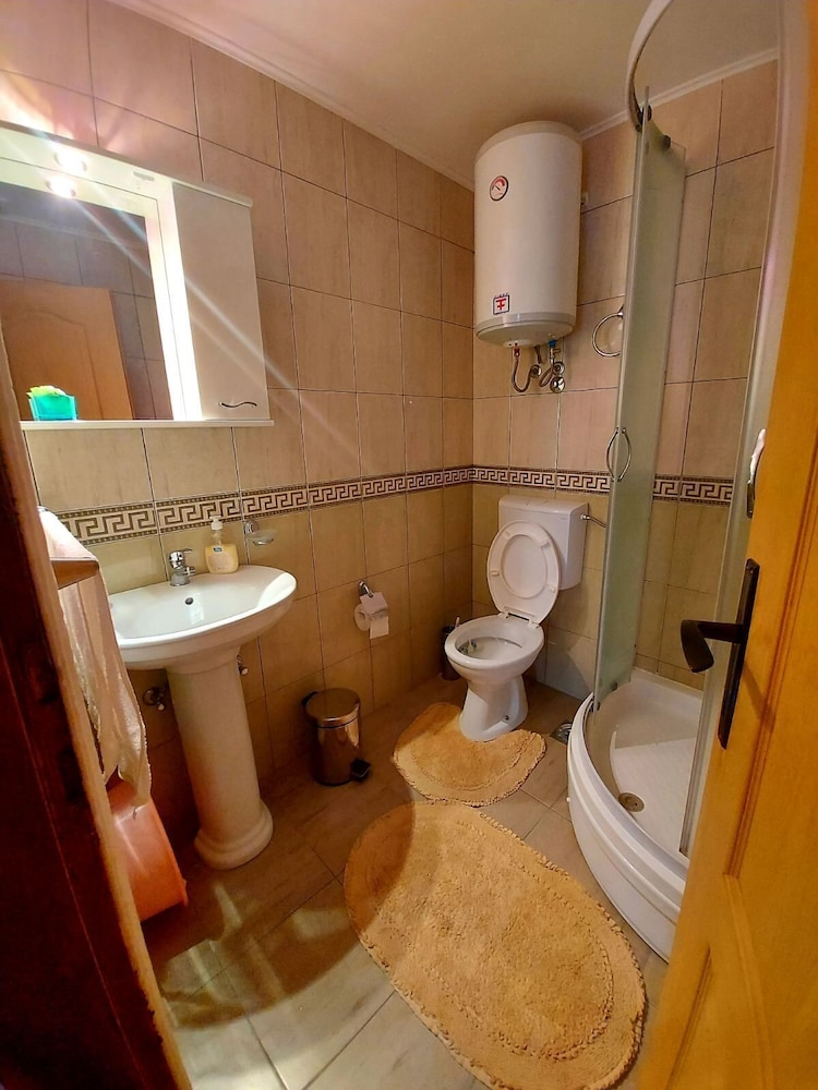 Romantic Apartment, Sea View, Beachside photo 3