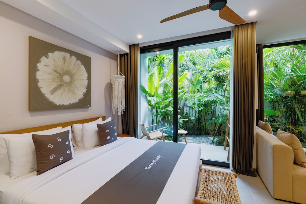 One Bedroom Suite with Garden