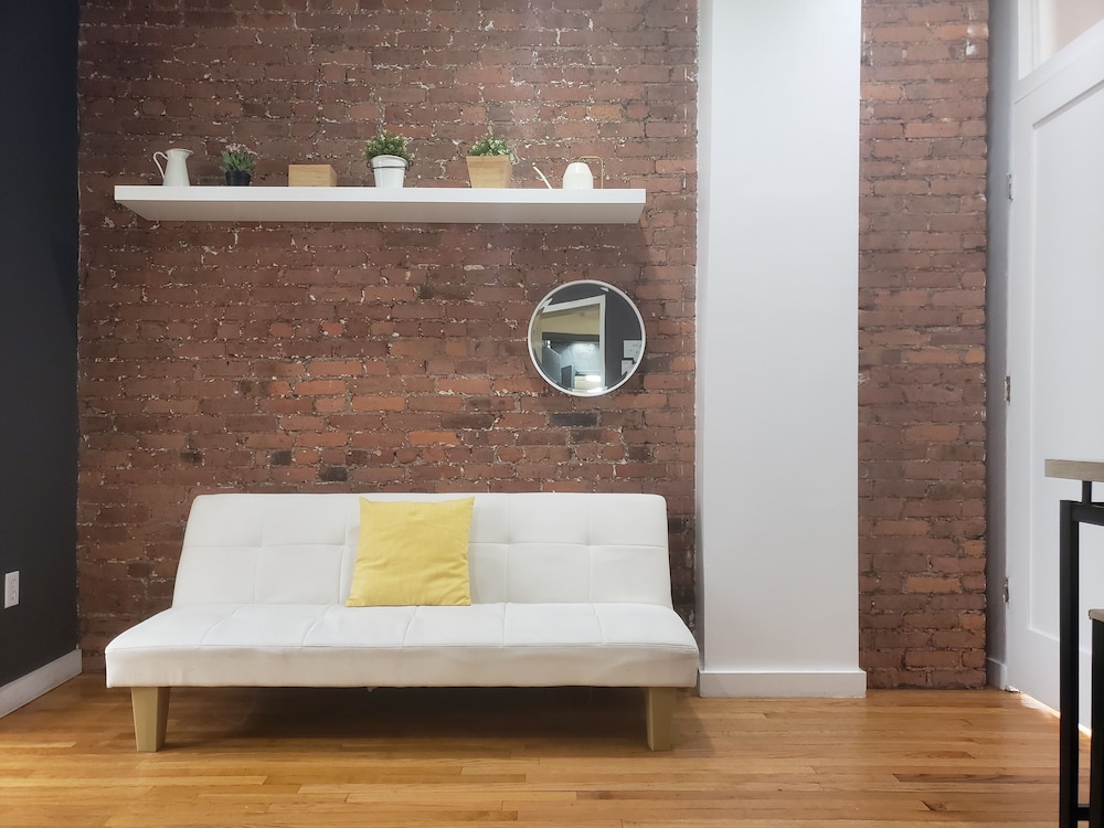 Signature Apartment photo 1