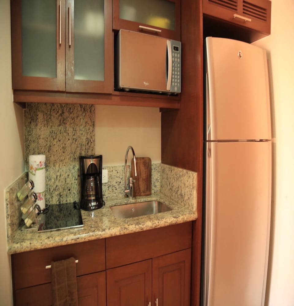 Superior Studio Suite (Penthouse) - Photo 3