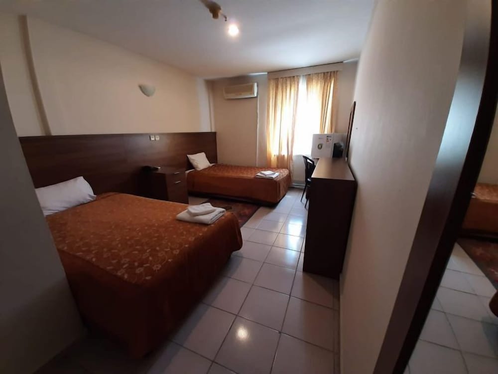 Standard Twin Room photo 1