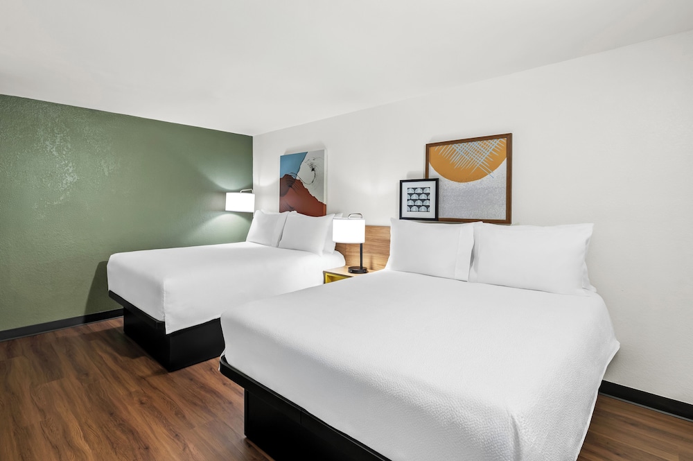 Suite, 2 Bedrooms photo 3