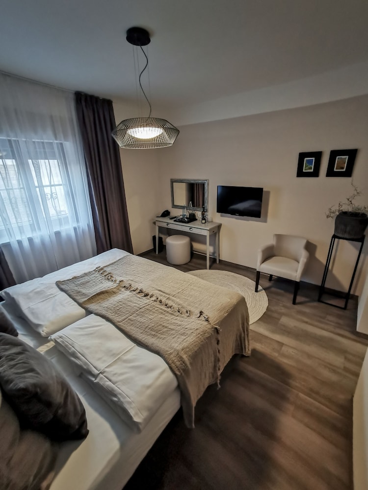 City Double Room photo 2