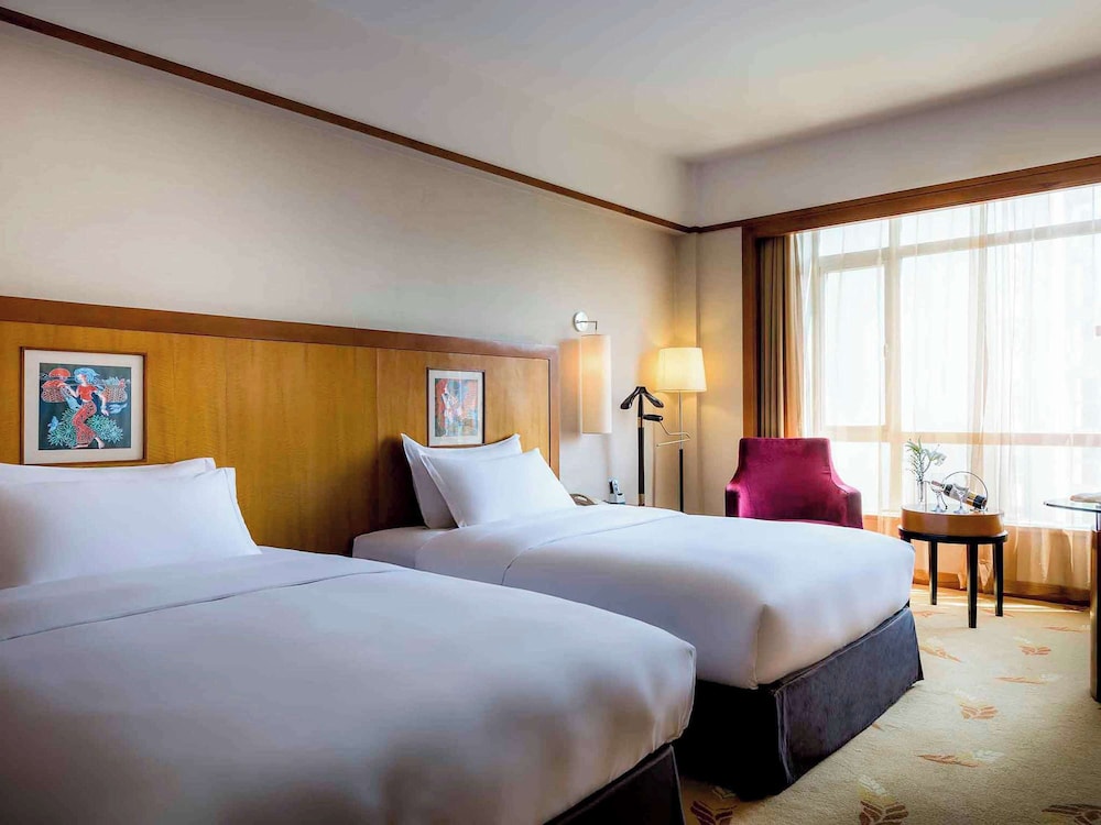 Deluxe Room, 2 Twin Beds - Photo 6