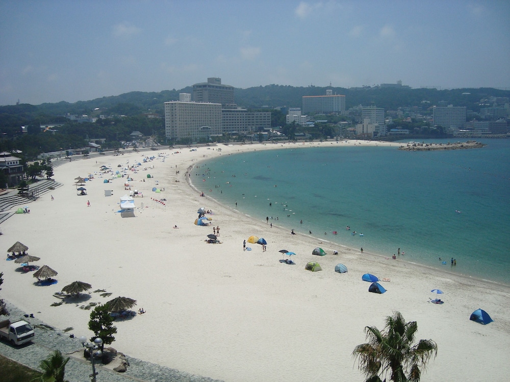 Royal Floor Japanese Western Room with Ocean View - Non-Smoking - Photo 9