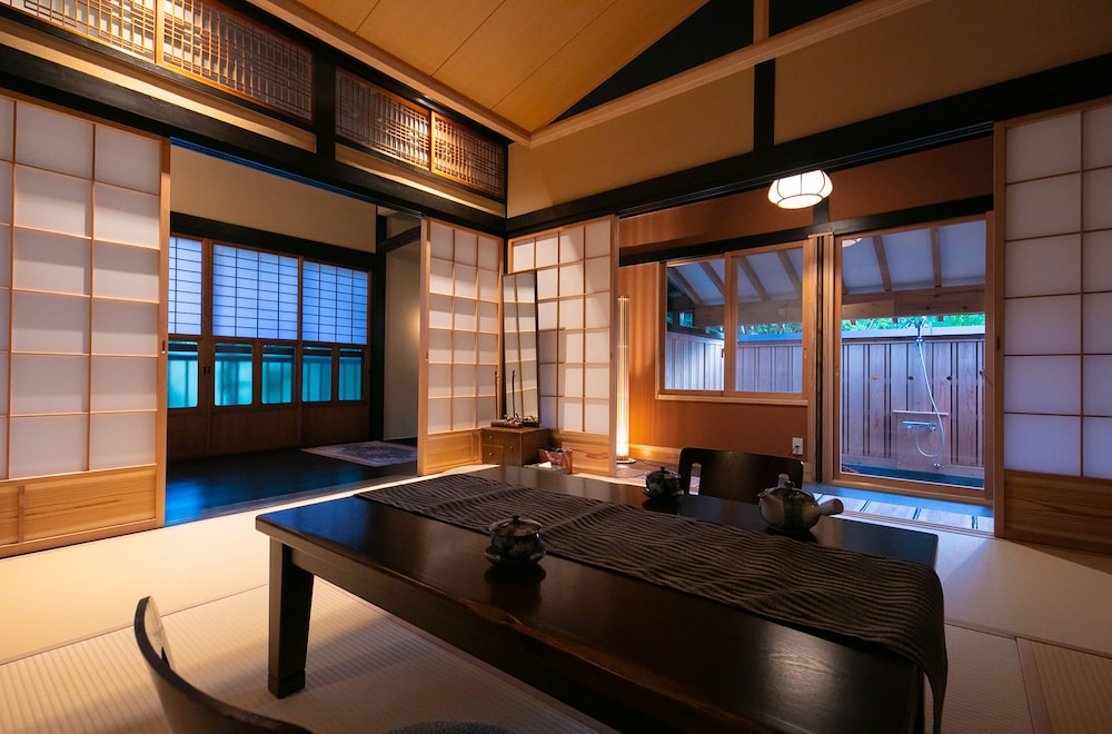 Traditional House (KUNISAKI)