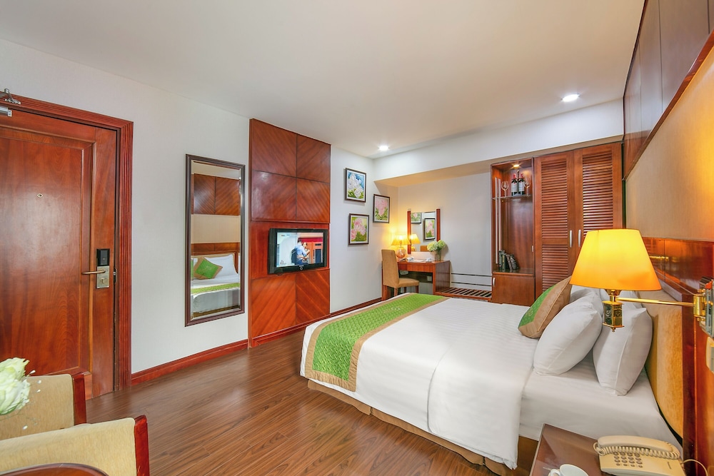 Deluxe Double or Twin Room, No Windows