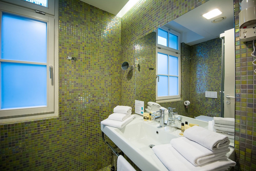 Twin or double room Zdraviliski dvor photo 2