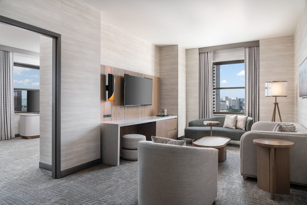 Executive Suite, 1 Bedroom - Photo 6