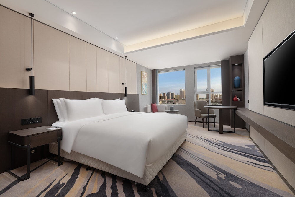 Superior Room, 1 King Bed, Non Smoking