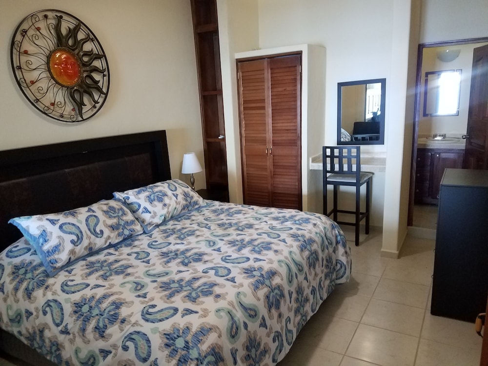 Standard Condo, 1 King Bed with Sofa bed, Kitchen, Ocean View photo 1