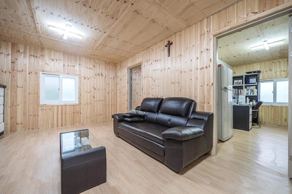 Basic Room, 2 Bedrooms (Dancheroom3) - Photo 6
