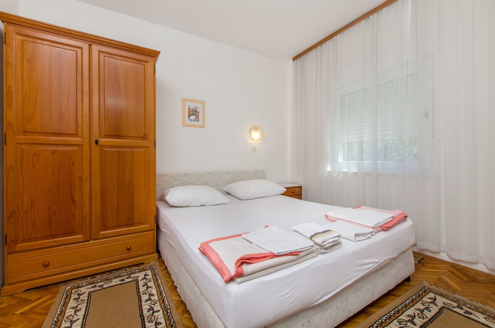 Apartment (A2) photo 2