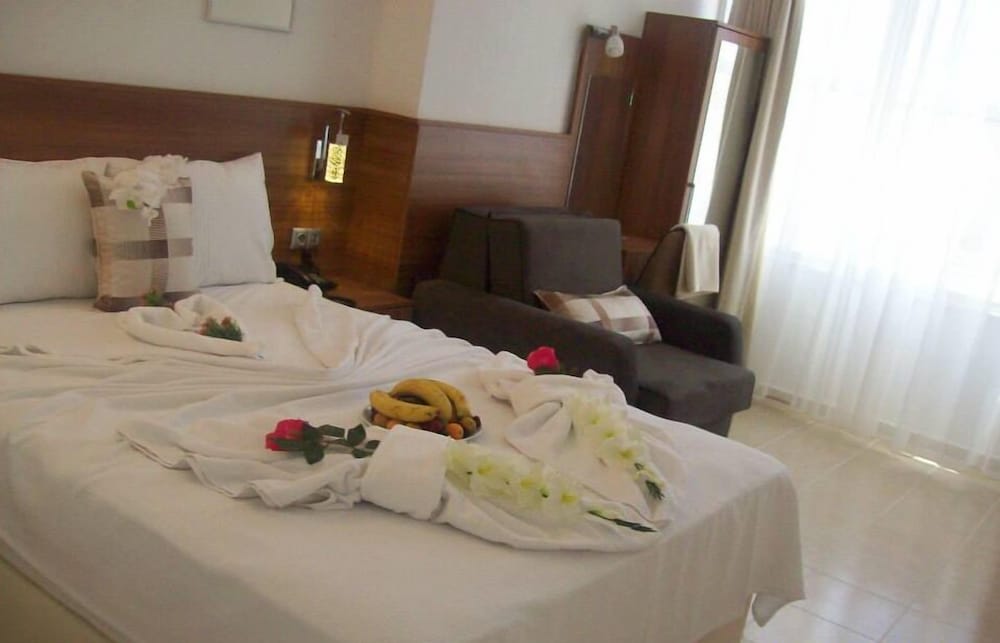 Standard Double Room photo 3