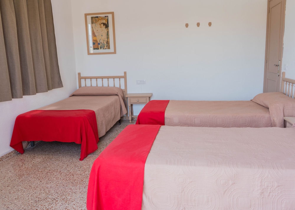 Habitación Triple, Baño Privado (Exterior)